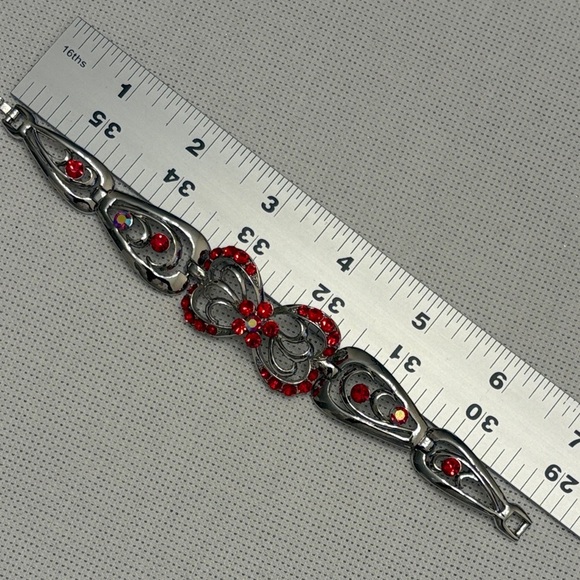 Rhinestone Jewelry Collection Red and Silver Women's Bracelet 7” EUC - Picture 7 of 10